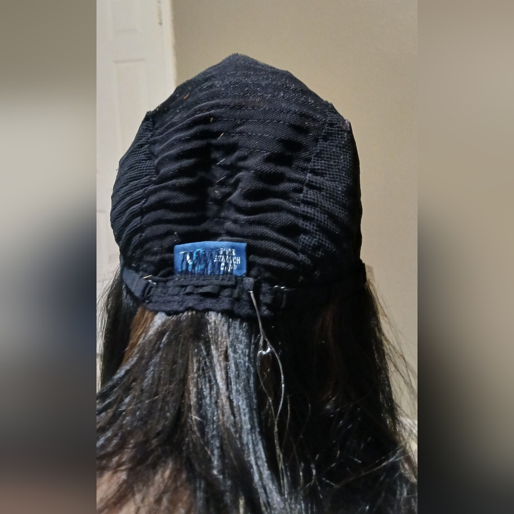 Classic Straight 1B/30 Women’s Wig - Unbranded - Picture 8 of 8